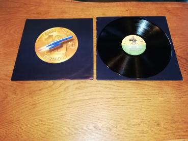 Amon Düül Pyragony 1976 Nova Records 6.22890 Deutsche Pressung VG+/VG+